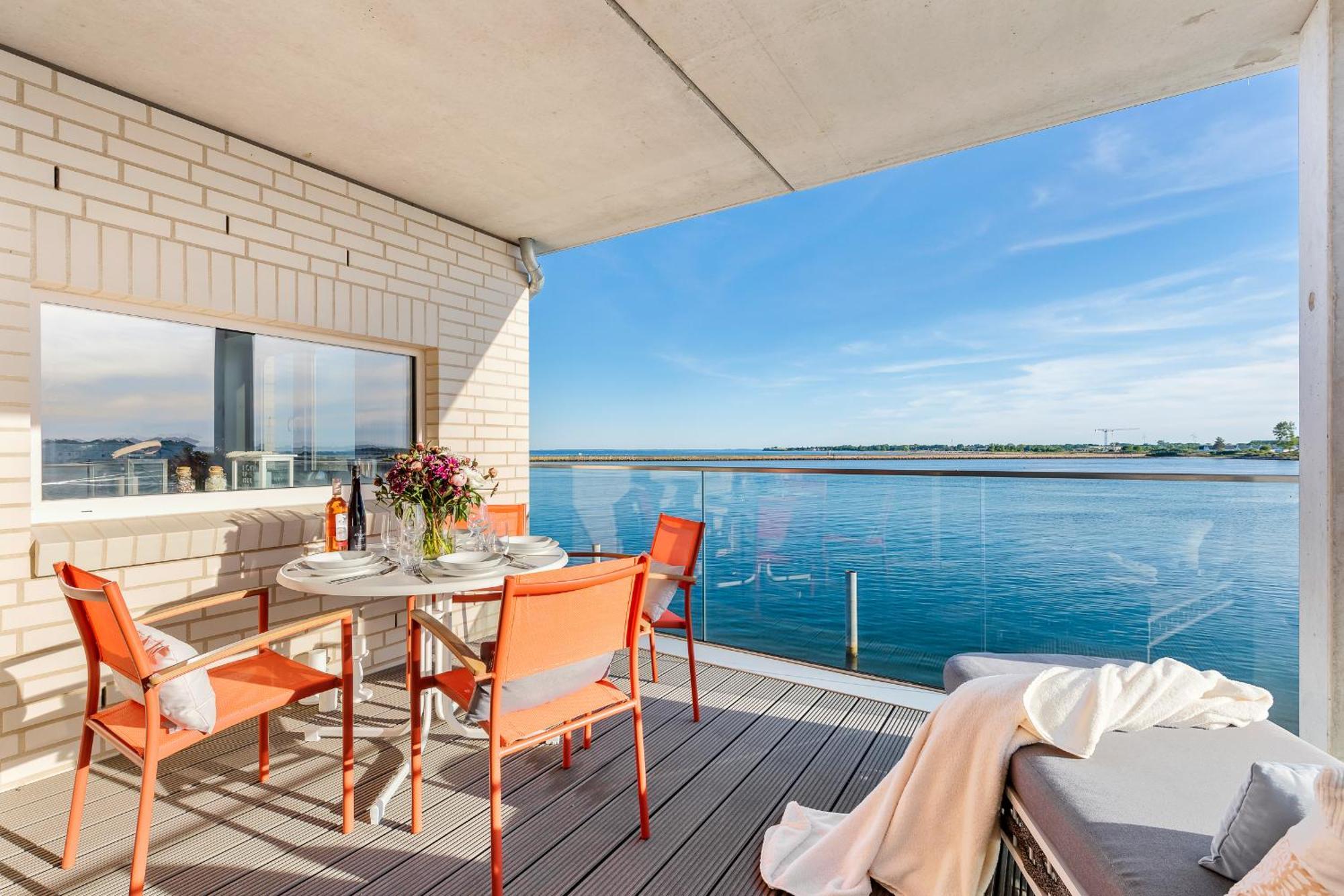 Horizont- Direkt Am Wasser, Hafenblick, Fahrstuhl, Sauna, Ueberdachter Balkon Olpenitz Esterno foto